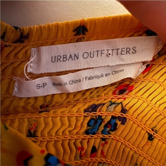 Urban Outfitters Finnegan Yellow floral mini dress small - Picture 4 of 9